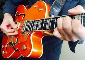 Five Steps to Walking Basslines on Guitar