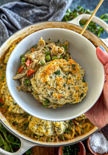 Delicious Chicken Pot Pie with Drop Biscuits Recipe
