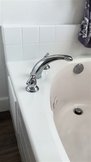 Tub repair. How do you do it? #plumbing #plumber #diy #fyp #like #draincleaning #shorts