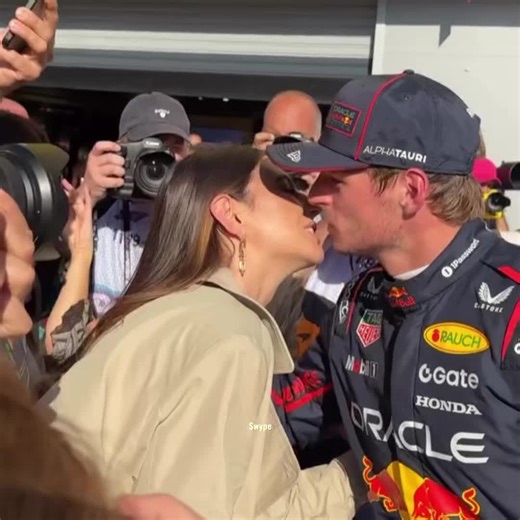❤️#formula1 #MV1 #Maxverstappen #f1wags #Kellypiquet
