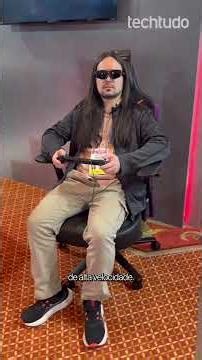 I wore these futuristic glasses and felt like I was inside a game!