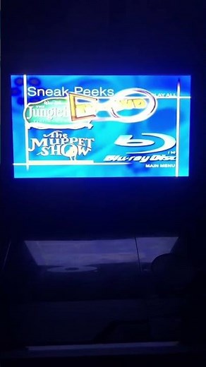 Sneak Peeks Menu from The Muppet Show 2 2007 DVD (Disc 1)