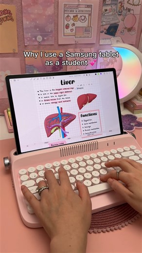 digital planner | goodnotes on Instagram: "Why I use a Samsung tablet as a student 💕📱 I have the Samsung galaxy tab S9+ and S pen ✨ Apps mentioned: note taking & planning in Penly app, math solver in Samsung notes, Moon+ reader 💕 Comment LINK and I’ll DM you my Samsung tablet accessories 🏷️ #samsungtablet #digitalnotetaking #studygram #galaxytab #penlyapp #spen #studynotes #digitalnotes #studywithme #studymotivation #studytips #aestheticnotes"