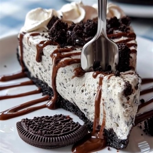 No-Bake Oreo Cheesecake Yield: 8–10 servings Chill Time: 6 hours (or...