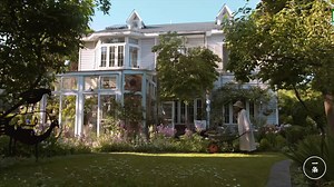 🏵️🏵️ NGƯỜI PHỤ NỮ DÀNH 14 NĂM XÂY DỰNG KHU VƯỜN THẦN TIÊN 400M2 🏵️🏵️ Trở về Trung Quốc sau 6 năm sống ở Đức, bà Zhang Xiaoping luôn mơ ước có một khu vườn của riêng mình. Năm 2002, bà mua một biệt thự có khu vườn rộng 400 m2 ở An Huy, Hợp Phì và biến khu vườn thành một xứ sở thần tiên rực rỡ. Nguồn: 一条 YIT | Nông nghiệp sạch