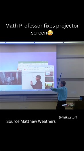 Rất khớp và hợp lý. Cre: fiziks.stuff. | Code toàn bug