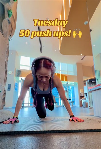 #tuesday gym day! 💪 oops I did it again 😃