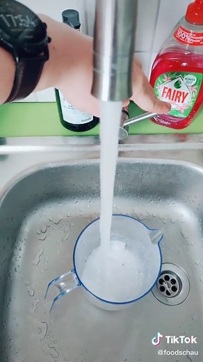 Trockeneis und Wasser: Spannende Experimente
