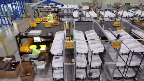 Libiao Robotics-Musinsa introduces latest 3D sorting system of its warehouse 🚀 At Libiao Robotics, we’re proud to lead the future of intelligent logistics with solutions that truly transform… | Maxs Foo (胡耀成)