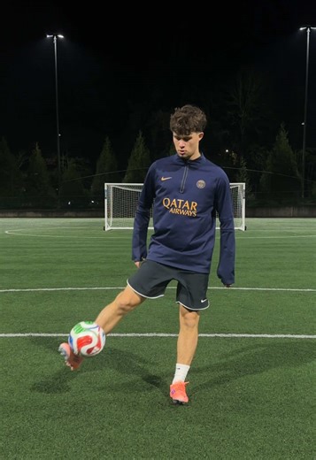 #football #soccer #footy #skills | Football Skills
