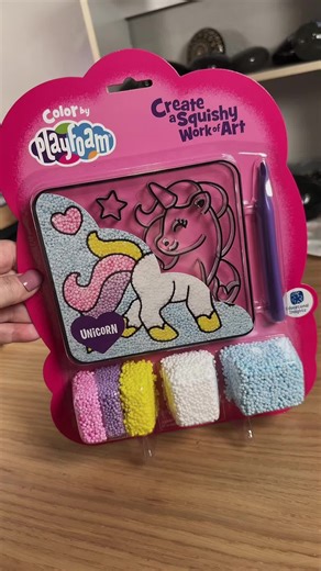 This adorable Color by Play Foam art kit is perfect for little hands and big imaginations! Kids get to fill in a molded design using soft, squishy, colorful play foam—no mess and tons of fun. It comes with a sculpting tool to place the foam into each little section and a mini display stand so they can proudly show off their masterpiece when it’s done. Such a cute and creative Valentine’s Day gift idea. #PlayFoamArt #ValentinesDayGiftIdeas #TikTokShopCreatorPicks #CreativeKids #SensoryPlay