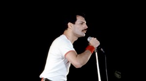 Queen: Flash Theme #QueenFactory #Queen #freddiemercury | Queen Factory