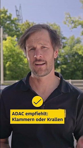 Wie habt ihr euer Handy im Auto befestigt? 🚗📱 #adac #shorts