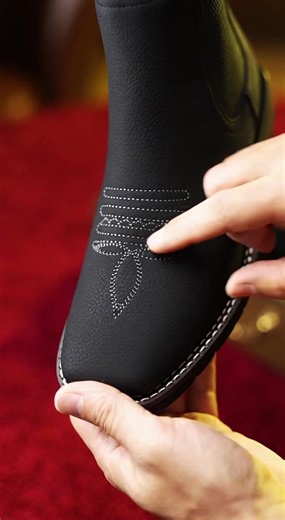 Stylish Men's Dress Shoes for Office and Formal Events