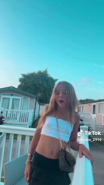 Kadie (@kadie_2914)’s videos with Dior (feat. Chrystal) (slowed) - MK