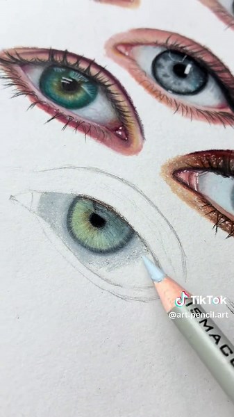 Drawing Realistic Eyes with Colored Pencils Techniques