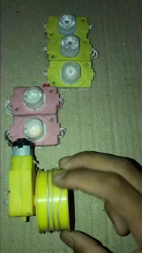 Powering 5 LED Light With Metal Gear motor #dcmotor #tech #shorts
