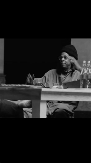 JAY-Z UJAWNIA PRAWDĘ O KONFLIKCIE TUPACA I BIGGIE'GO! 🚨🎙️ W nowym dokumencie „JAŸ-Z In 8” Jay-Z przyznaje, że wojna wybrzeży była rozdmuchanym przez media prywatnym sporem! 🤯 Biggie chciał jedynie ostrzec Pac'a przed fałszywymi ludźmi, ale Tupac przekazał to niewłaściwym osobom, a po zamachu w NY niesłusznie oskarżył B.I.G.! Hova zdradził też, że prosił Biggiego o zmianę tekstu w „Brooklyn’s Finest”, by nie podsycać konfliktu. Jak oceniacie te słowa po latach? Piszcie! 👇💔 #JayZ #Tupac #Bigg
