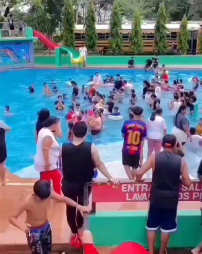 ☀️🌴 ¡POOL PARTY! 🌴☀️ Prepara el #traje de baño! Este 17 de mayo te invitamos a una #poolparty inigualable en el #balneario El Paraíso de Rio Lindo Cortés. Disfruta de un ambiente familiar, sol, música en vivo con Disco movil Digital y la mejor fiesta de espuma para romper la rutina. ¡No faltes a esta experiencia refrescante y llena de buena vibra todo el día! ☀️🌴 ¡POOL PARTY! 🌴☀️ #seguidores #viral