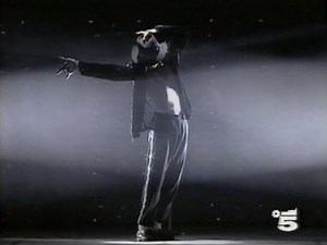 Michael Jackson | Live in Bucharest 1992 | Billie Jean | Canale 5 Italian Broadcast (BBC Ver.)