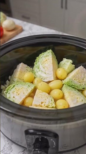 Slow Cooker Cabbage & Potatoes