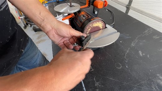 Watch Benchtop Belt and Disc Sander and sanding disc on Amazon Live