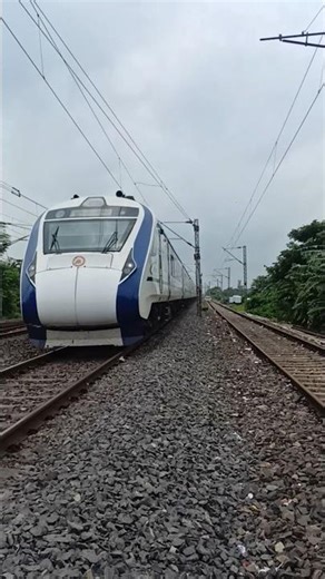 new vande Bharat #railway #Indian rail#vande Bharat