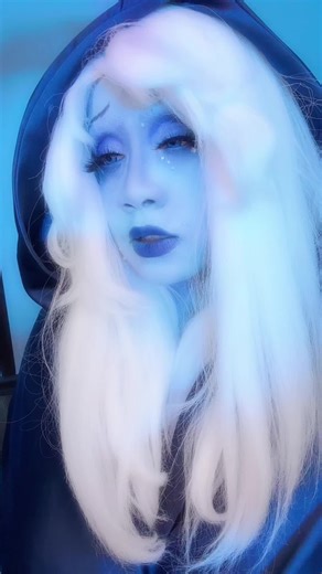 I was struggling with this cosplay 💎 #fyp #stevenuniverse #bluediamondcosplay #stevenuniversecosplay #cos