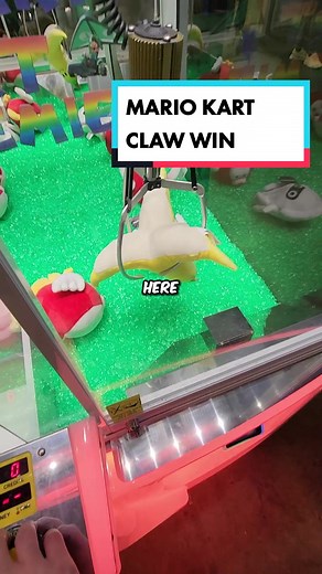 Winning Strategies for Mario Kart Claw Machine