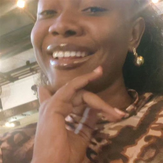 Shesly Python on Instagram: "Jis yon moman detant ✨"