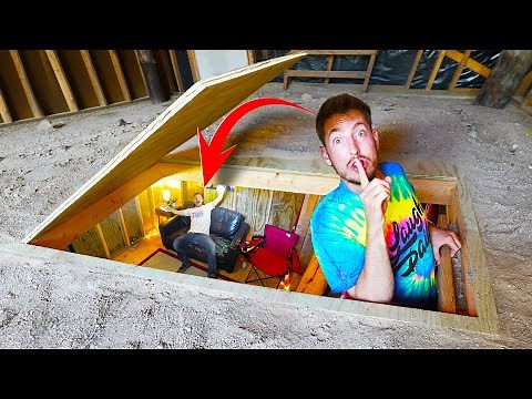 HIDDEN SECRET BUNKER UNDERGROUND!