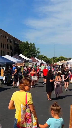 How do you tell your brand story fast? Your brand story shouldn't just hook—it should hold. In 60 seconds or less, focus on your why, your path, and the community you serve. Authentic stories build trust and keep viewers coming back for more.