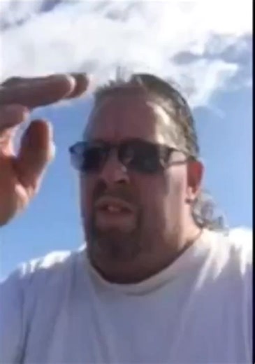 That’s one of my most favourite video that I never forget He made video comment at fisherman wharf area about the strong windy weather storm while I was out of town in 2019 I will see him when time will tell Never forgotten Bobo -12-11-2020 🤟🫶 | Tammy Martin