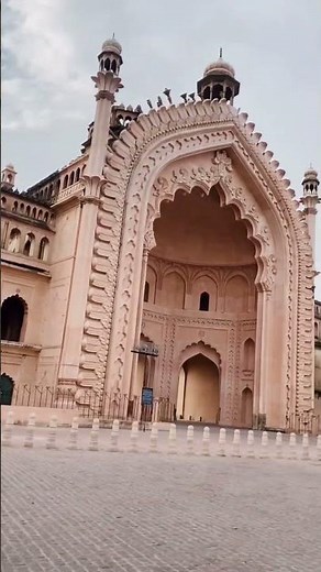 Bada Imambara Lucknow | History, Beauty & Architecture | universeindiavlogs