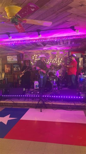 Howdy's Restaurant, Bar & Chill on Reels