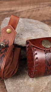 2 PCs Medieval Faux Leather Belt Bag, Renaissance Drawstring Pouch Dice Bag, Vintage Side Pack Coin Purse for LARP (Brown A)