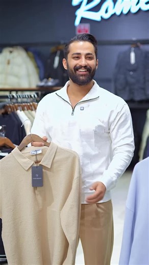 ‎ROMEVIP پوشاک مردانه‎ on Instagram‎: "حتما تا آخر ببینید😍😂 نظرتون برامون بنویسید✍️ 📍شعب حضوری 📍کرج عظیمیه 📍شهرک غرب 📍رباط کریم پشتیبانی و سفارش انلاین ☎️ 💻rome-vip.com 09129352561 09129352562 09129352563 #کریسمس #کریسمس_مبارک"‎