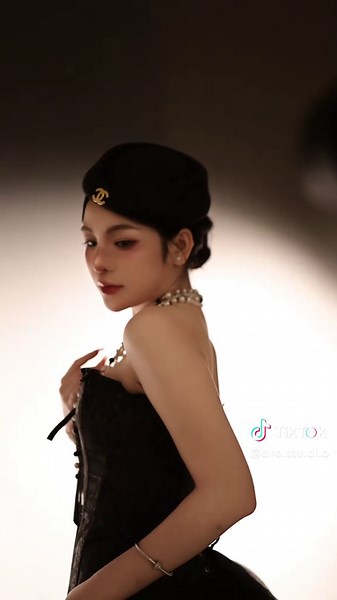 Stunning Makeup Concepts by Jennie at EvoStudio