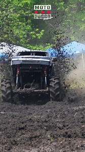Chevy Colorado Mega Truck #mudtruck #horsepower #mudding | Moto Doggo