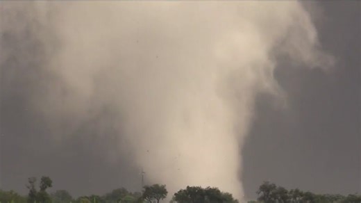 Videos, photos show severe weather across Chicagoland