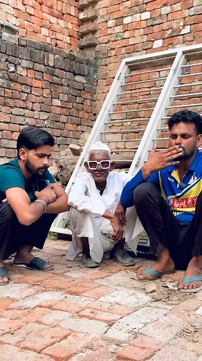 Funny Baba 😂 Follow krlo plz #JhonnyBaba #FunnyGaliya #ViralVideos #TrendingNow #ComedyKing #DesiHumor #LOL #ReelsTrend #MemeWala #Entertainment #FunnyReels #IndianComedy #Hilarious #DailyLaughs #JustForFun #ComedyVideos #DesiMasti #HumorKing #RelatableComedy #ReelKaroFeelKaro #TrendingReels #NonStopLaughter | Jhonny Baba