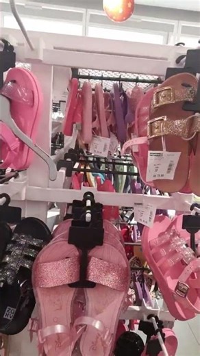 essa loja de roupa 👖👗 e linda # roupa infantil #sorts