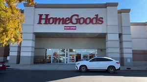 The HomeGoods at the CrossRoads Shopping Center in Gulfport is now open! | WXXV 25