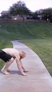 450 reactions · 5 comments | Frog stand press to Handstand #calisthenics #bodyweighttraining #crossfit #yoga #bodyweightfitness | Yuri Marmerstein | Facebook