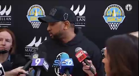 this man really a coach in the wnba saying shit like this 😭😭😭😭.