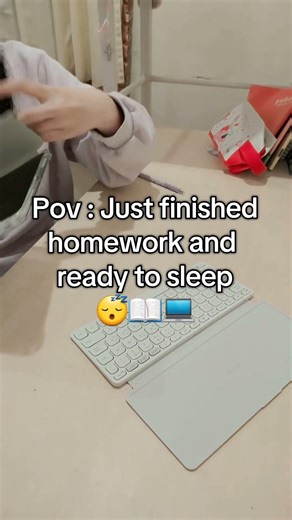 Another day another homeworks 😔✌ #studytok #homework #studentlife #SillyCutie #viral