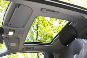 8 Pickup Trucks That Have Sunroofs