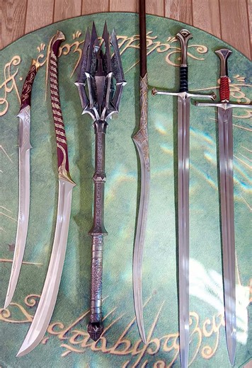 The Last Alliance Weapons Collection Overview