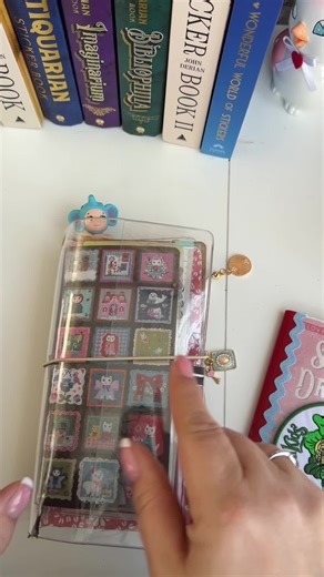 I love how versatile this traveler notebook system is#TikTokShopCreatorPicks #greenish #travelersnotebook