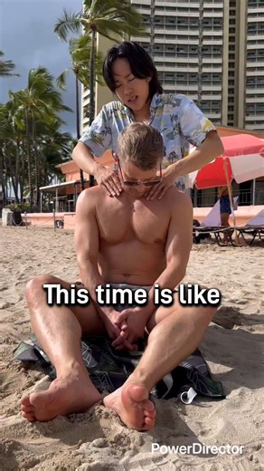Gave Shiatsu massage for Canadian man in Waikiki beach 🌺 #hawaii #waikiki #massage #massageinhawaii #massagetherapist | Yuki Miller